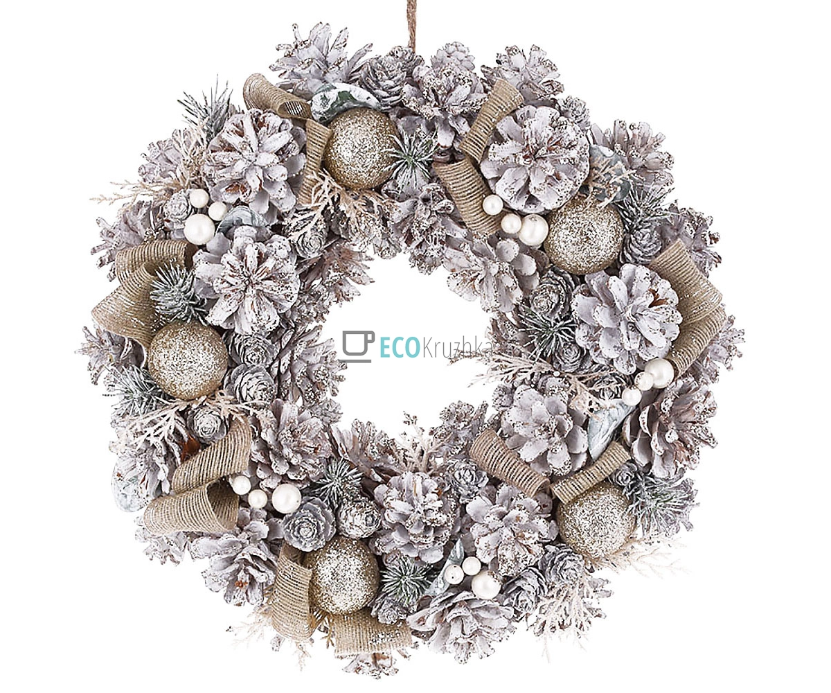 Вінок новорічний з шишок з декором з ягід та куль, 35 см, Бежевий (Модель 743-118) Вінок новорічний з шишок з декором з ягід та куль, 35 см, Бежевий (Модель 743-118)