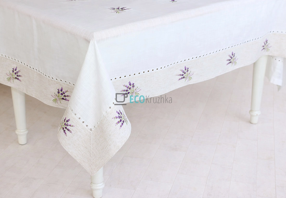 Лляна скатертина з вишивкою лаванди 150 х 220 см (445-283)