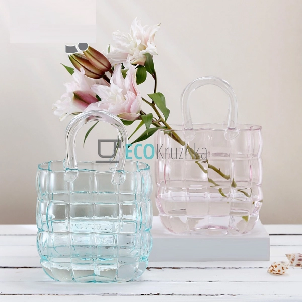 Ваза скляна у формі Сумочки 19 х 11 х 28 см, Прозорий ро ... Ваза скляна у формі Сумочки 19 х 11 х 28 см, Прозорий ро ...