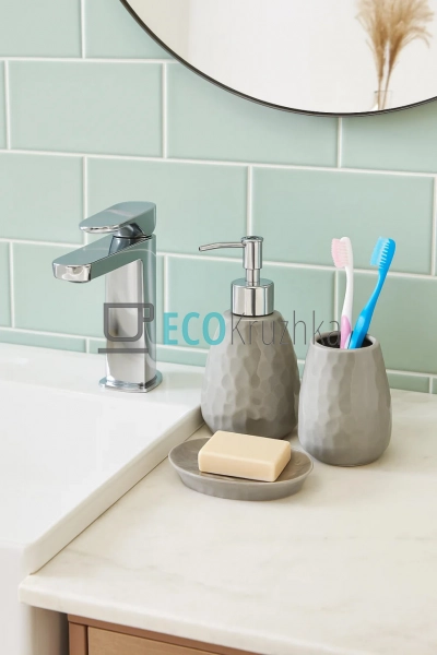 Набір для ванної кімнати (3 предмети): дозатор 390мл, ск ... Набір для ванної кімнати (3 предмети): дозатор 390мл, ск ...