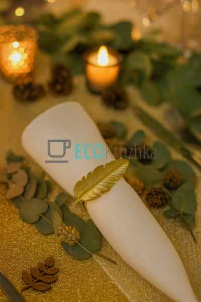 Кільце для серветок "Золоте перо" з металу, Ø5.7×1.9 см ... Кільце для серветок "Золоте перо" з металу, Ø5.7×1.9 см ...