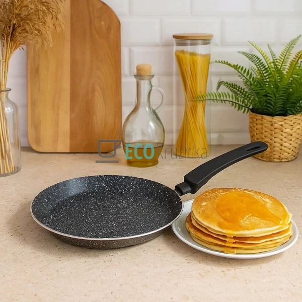 Сковорода 22 см для млинців із гранітним покриттям для і ...