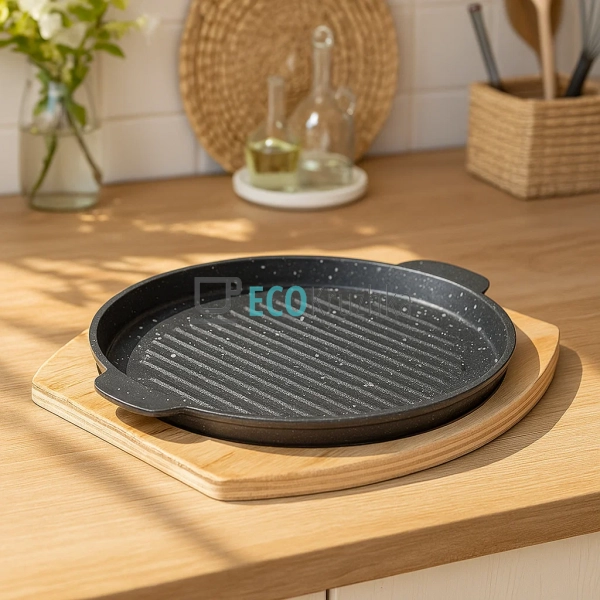 Чавунна сковорода-гриль 24x1,8 см на дерев Чавунна сковорода-гриль 24x1,8 см на дерев