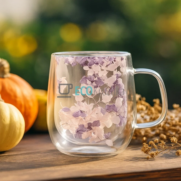 Скляна чашка з подвійними стінками та сухоцвітами 330 мл ... Скляна чашка з подвійними стінками та сухоцвітами 330 мл ...
