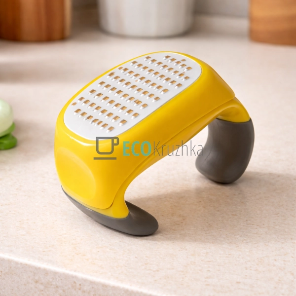 Тертка Maestro (7х5х5,5 см) Жовтий MR-1165